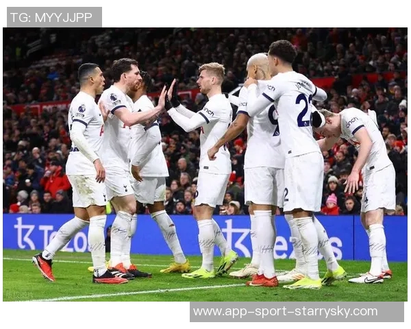 特狮12月将做出去留决定曼联热刺德甲球队争相追逐 特狮12月将做出去留决定曼联热刺德甲球队争相追逐