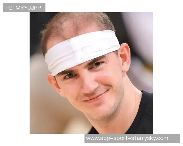 詹姆斯称赞卡鲁索:每支球队都需一位懂得成功与逆境的平稳者 詹姆斯称赞卡鲁索:每支球队都需一位懂得成功与逆境的平稳者